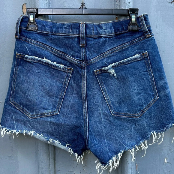 Abercrombie and Fitch High Rise Mom Shorts Buttonfly, size 27 - Picture 3 of 9